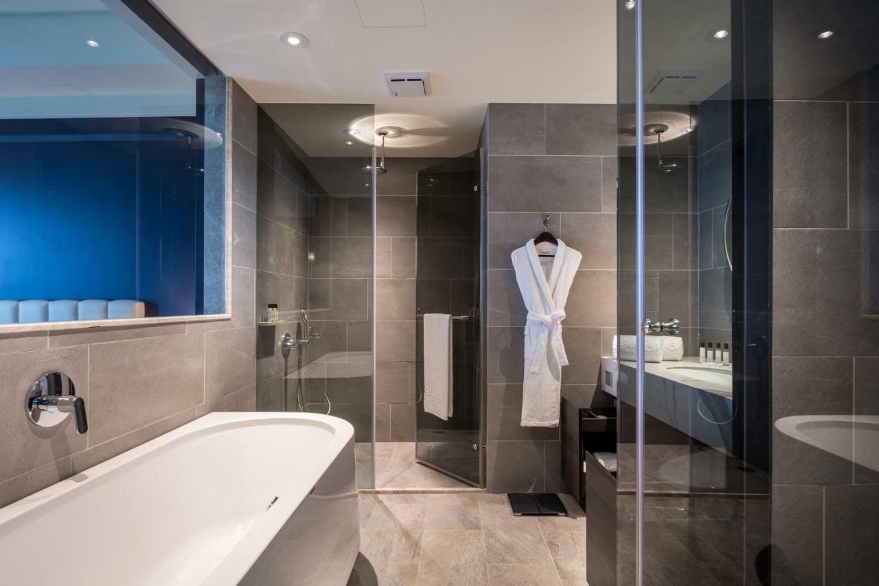 Park Lees Hotel Kaohsiung Dış mekan fotoğraf Bathroom