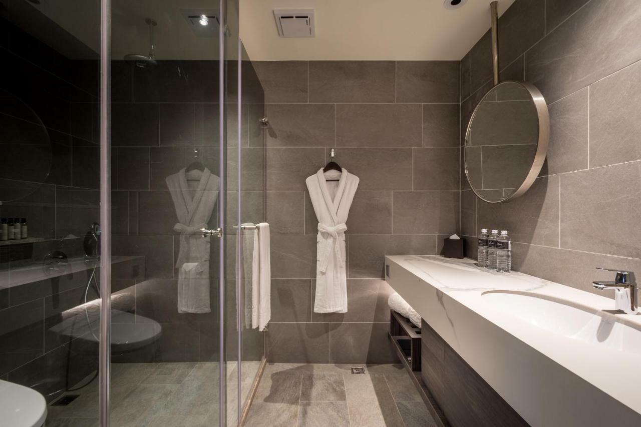 Park Lees Hotel Kaohsiung Dış mekan fotoğraf Bathroom